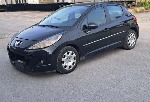 Peugeot 1.6 HDi X Line 98g FAP