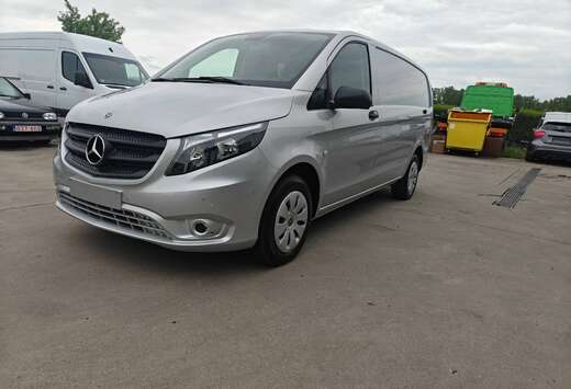 Mercedes-Benz 116CDI SLECHTS 9500KM