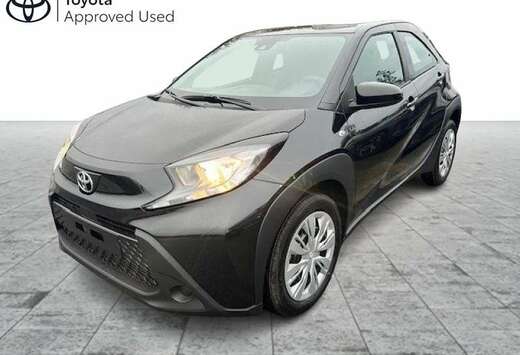 Toyota Play & Comfort Pack AygoX Xplay & Comfort pack ...