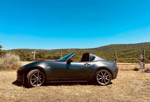 Mazda MX-5 RF SKYACTIV-G 2.0 ADVANTAGE DESIGN