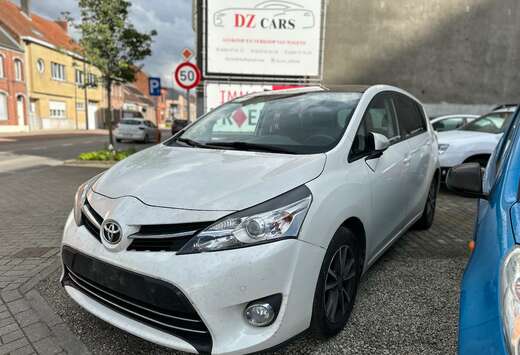 Toyota 1.6D 111PKMOTOR KAPOT MOTEUR CASSÉ