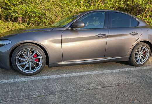 Alfa Romeo 2.0 T Super