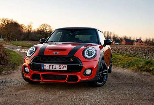 MINI JCW / HUD / CarPlay