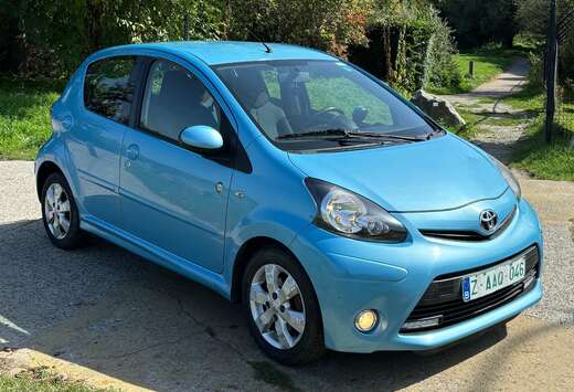 Toyota Aygo 1.0i Color Edition MMT