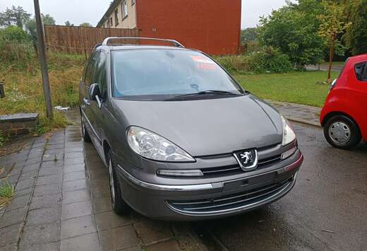 Peugeot 807 2.0 HDi ST Confort FAP