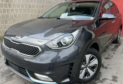 Kia PHEV 1.6 GDi Fusion DCT + CAMÉRA + NAVIGATION