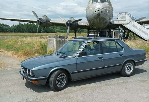 BMW 525i