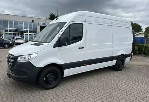 Mercedes-Benz 317 L2H2 TREKHAAK 3.5 TON € 45000 EXC ...