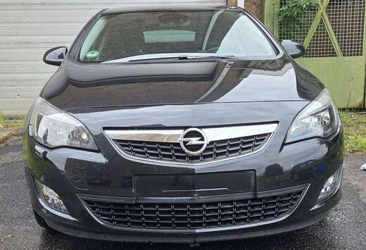 Opel J Sport Berline