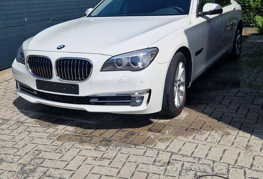 BMW BMW 740i LCI (F01), benzine, automaat, export