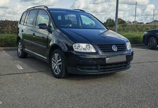 Volkswagen 1.6 FSI Highline