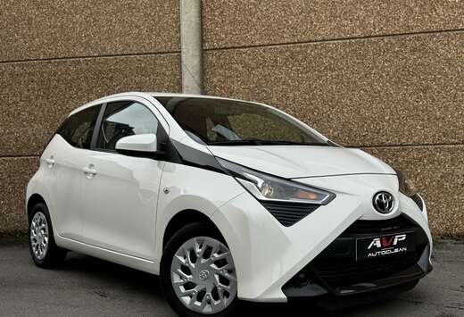 Toyota 1.0i VVT-i X-play/Airco/Caméra/Garantie 12moi ...