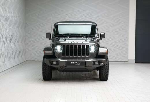 Jeep Unltd. Sahara  LENOIR kit  4x4  Soft- & Harttop