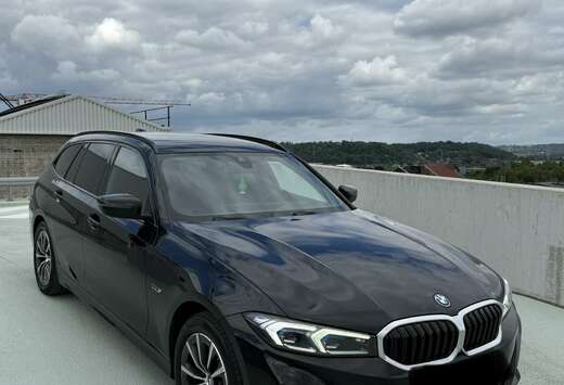 BMW Touring 320e XDRIVE