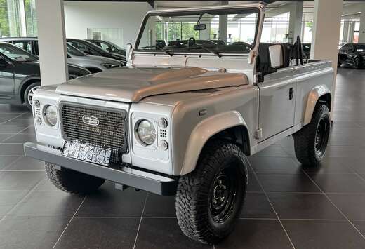 Land Rover 90 2.2 TD4 Euro5 soft top