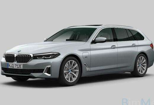 BMW e Touring Aut. Luxury Line Pano Harman Kardon