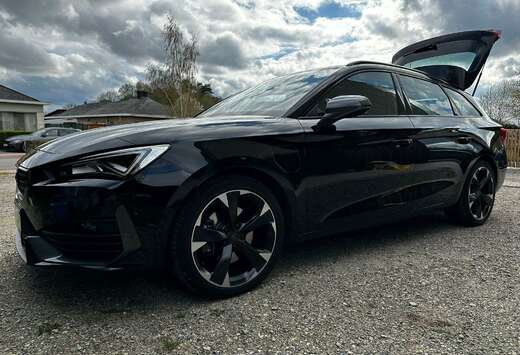 Leon ST e-Hybrid 1.4 DSG (150 kW)