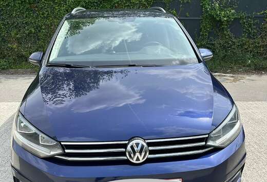 Volkswagen Touran 1.6 TDi SCR Highline DSG
