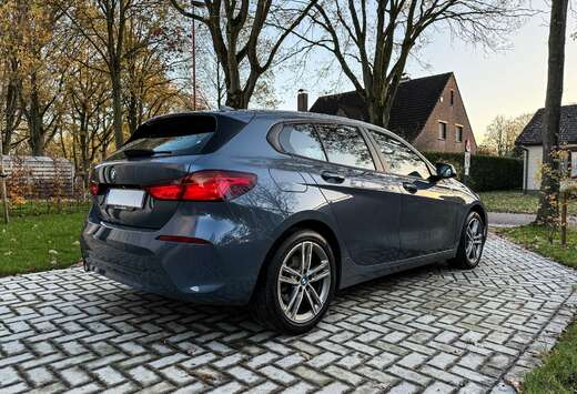 BMW i (benzine)  CarPlay  zetelverwarming  M