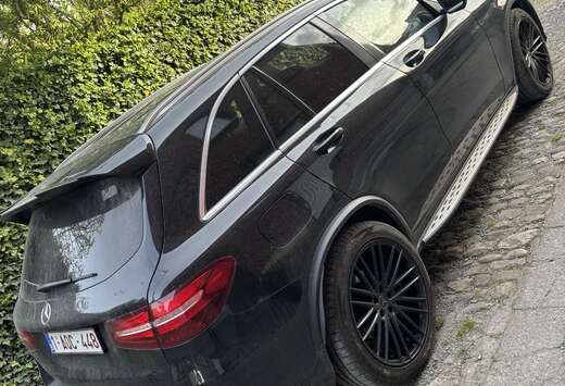 Mercedes-Benz d 4-Matic Launch Edition