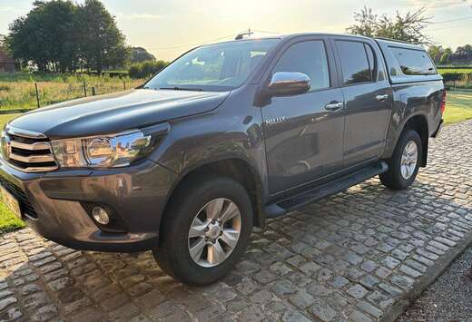 Toyota 2.4 D-4D 4WD Invincible50 Chrome