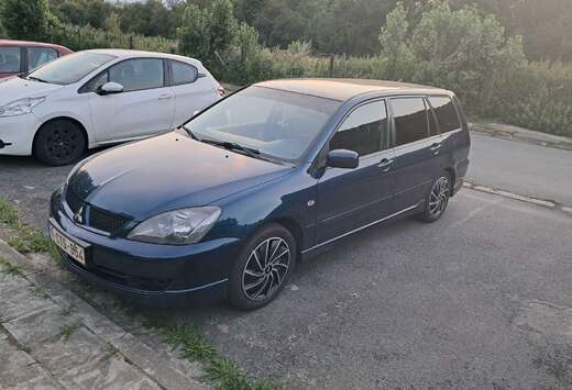 Mitsubishi Lancer 1.6i 16v Family