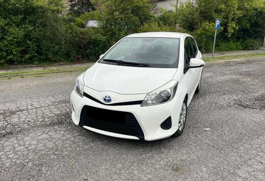 Toyota Yaris Hybrid 1.5 VVT-i 2-Zone Airco* Camera