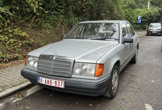 Mercedes-Benz boite auto et toit ouvrant