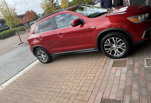 Mitsubishi 1.6i 2WD Diamond Edition (EU6d-TEMP)