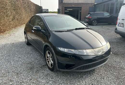 Honda Civic 1.4i