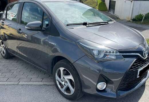 Toyota 1.5i VVT-i Hybrid Comfort and pack Style