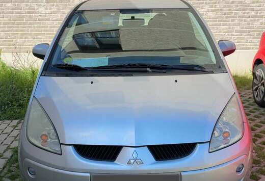 Mitsubishi 1.3i 16v Inform