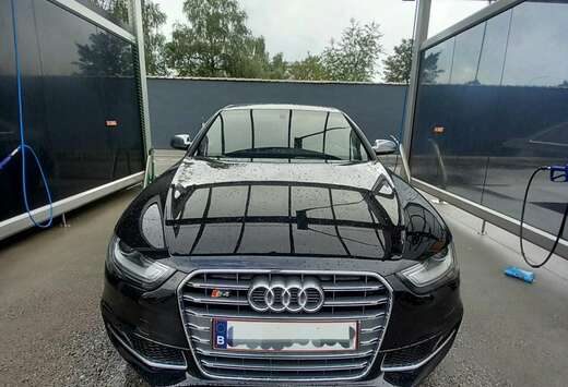 Audi 3.0 V6 TFSI Quattro sport S tronic