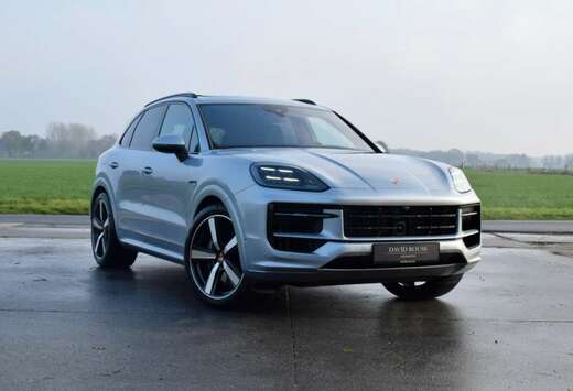 Porsche E-Hybrid, SportDesin/HDMtrx/Bose/ACC/22\