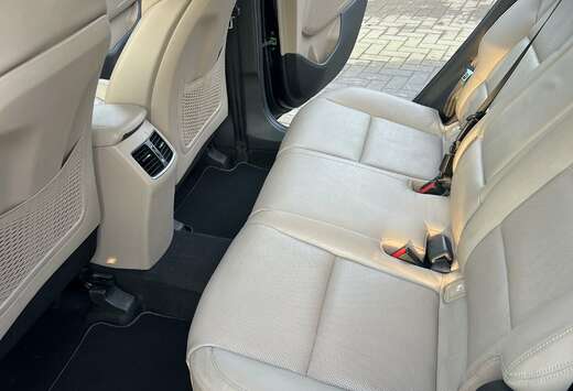 Hyundai blue 1.7 CRDi 2WD Trend