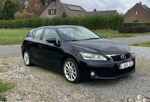Lexus 1.8i Luxury E-CVT