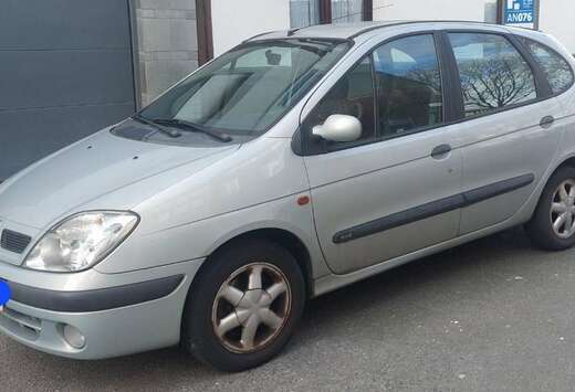 Renault Megane 1.6e RT