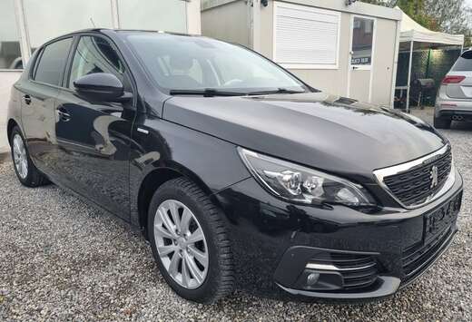 Peugeot 1.2 PureTech Style  90.857 CAR-PASS