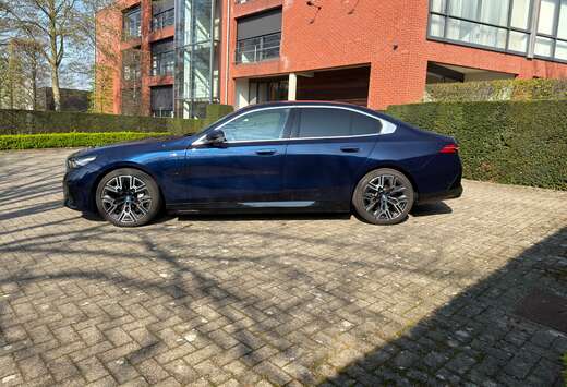 BMW 550E XDRIVE