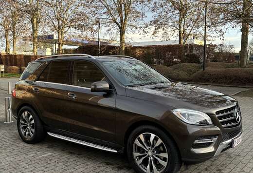 Mercedes-Benz BlueTEC 4MATIC 7G-TRONIC