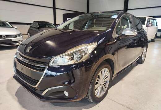 Peugeot 208 1.2i PureTech Style