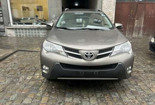 Toyota 2.0 4x4 Multidrive Sol FULL Option pour l’ex ...