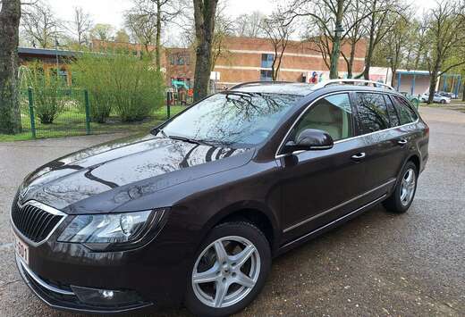 Skoda Superb SW 2.0 CR TDi Elegance