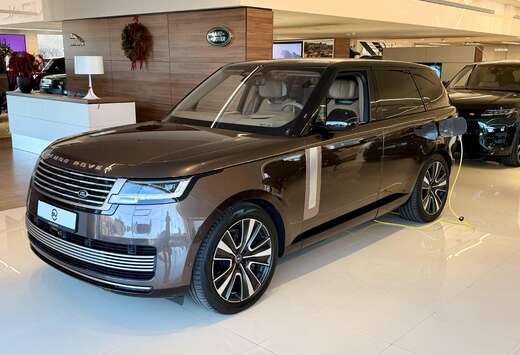 Land Rover // P510e SV AWD