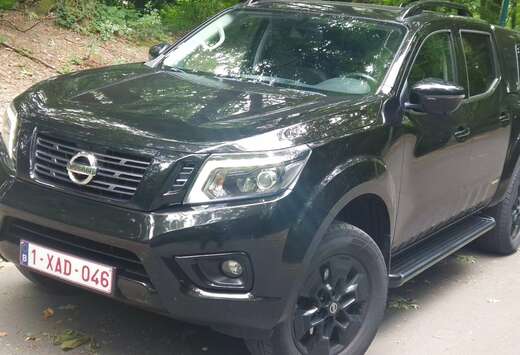 Nissan NAVARA 5PLACES 4X4  FULL OPTION  N-GUARD