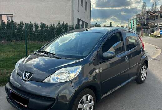 Peugeot 107 1.0i 12v Urban