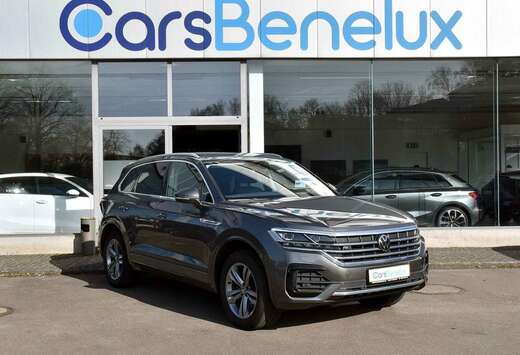 Volkswagen 3.0 TDI 4Motion R-Line PANO CHFF ADD ATT R ...