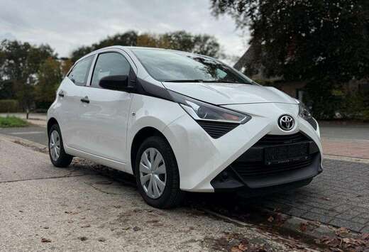 Toyota Aygo x-play club