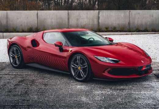 Ferrari Rosso Mugello / Surround View / Lift / Carpla ...