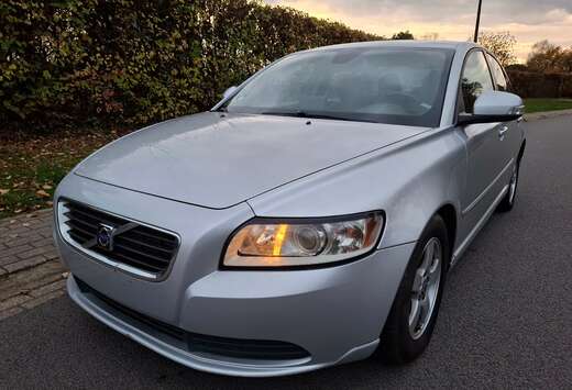 Volvo S40 1.6 D DRIVe Momentum Full Options